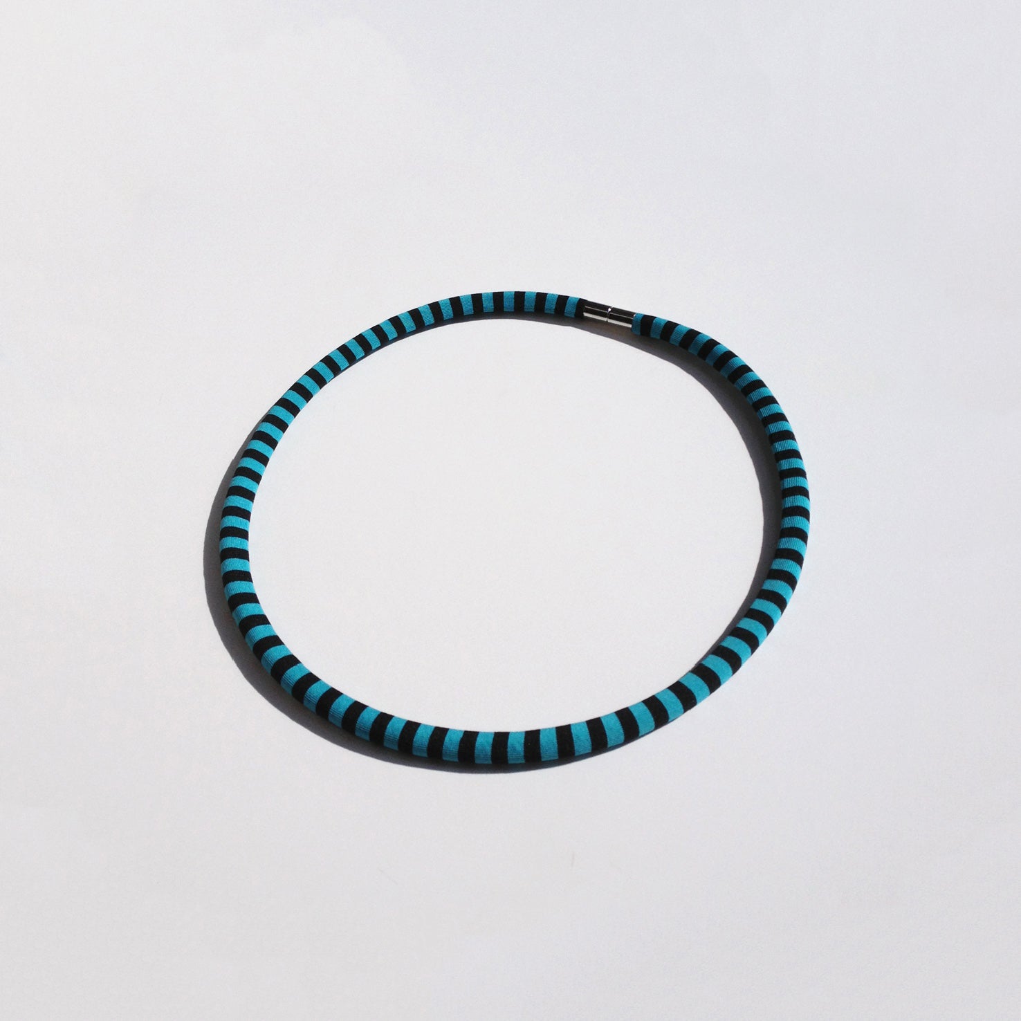 Slims Necklace Single Blue & Black