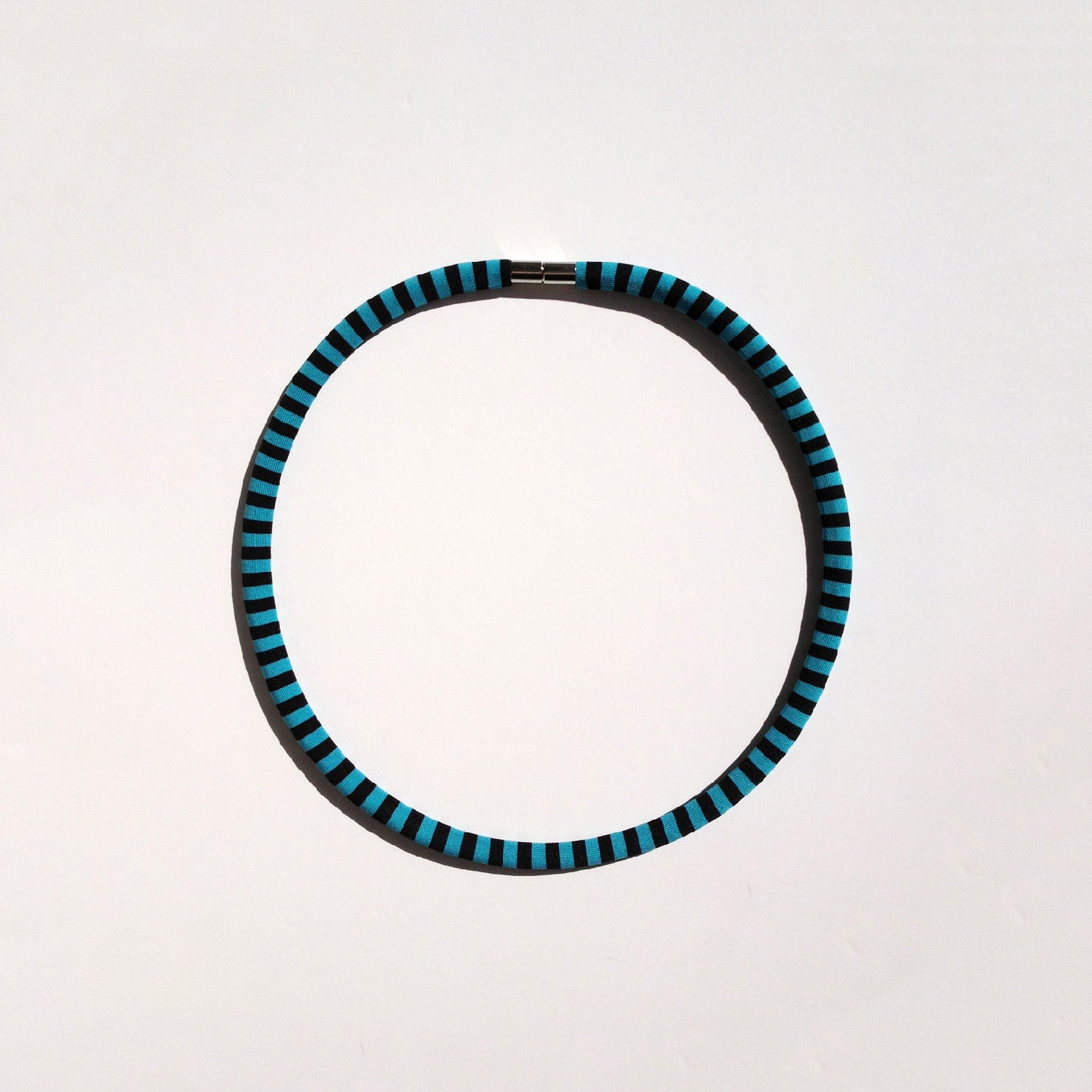 Slims Necklace Single Blue & Black