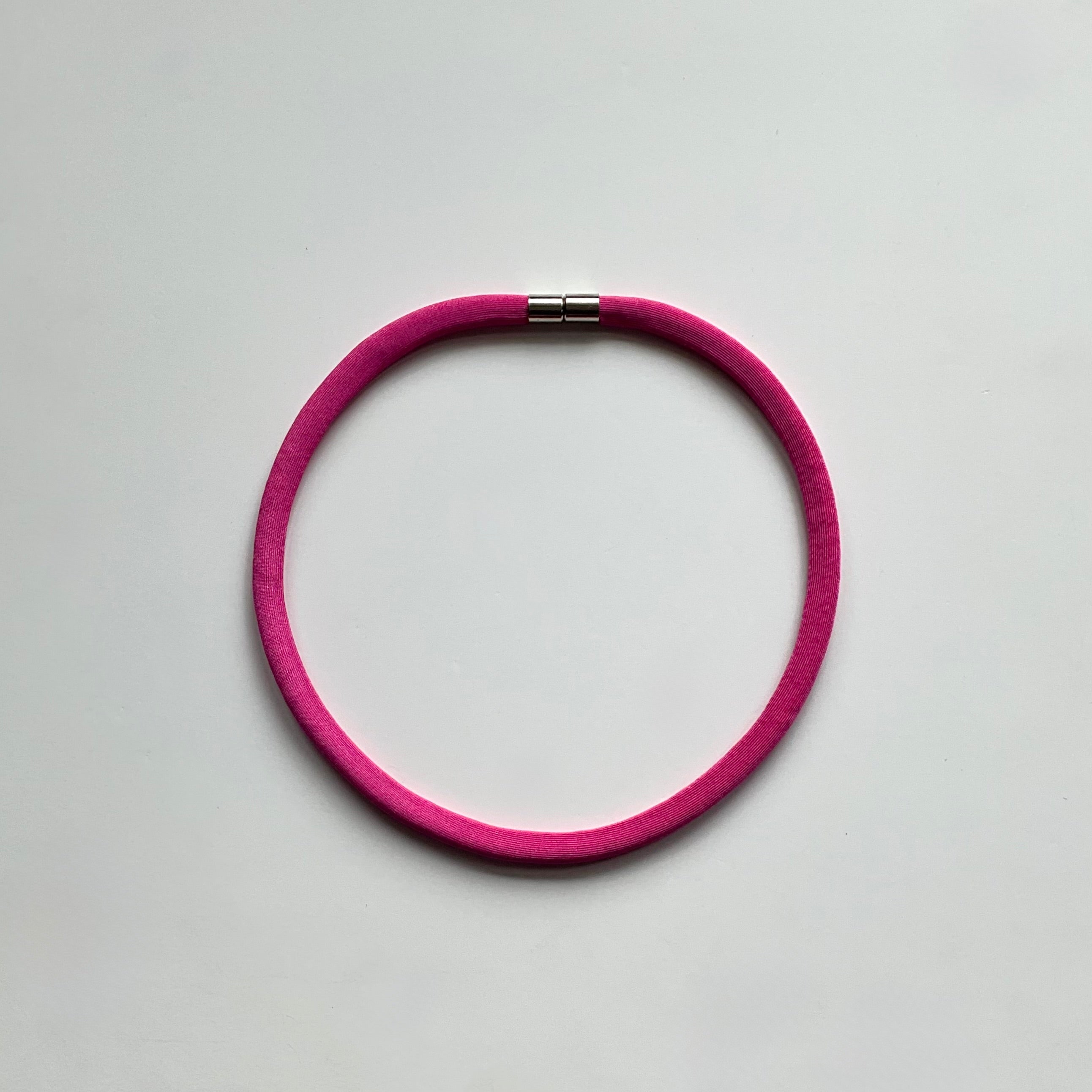 Slims Necklace Single Magenta