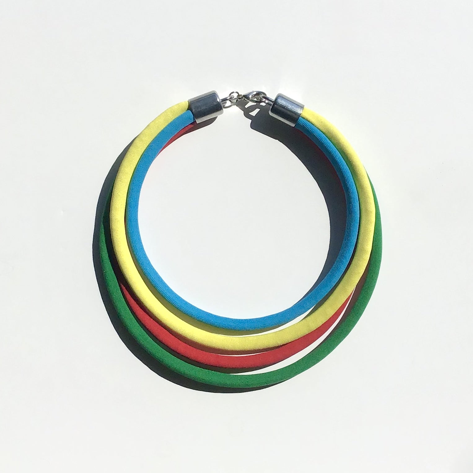 SLIMS NECKLACE Crayon